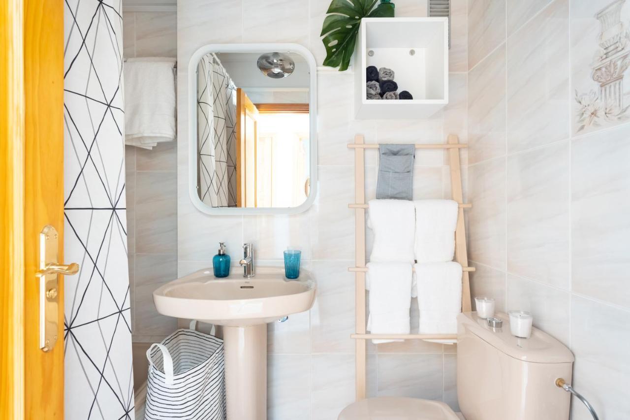 Home2Book Stylish Apartment Caletillas كانديلاريا المظهر الخارجي الصورة